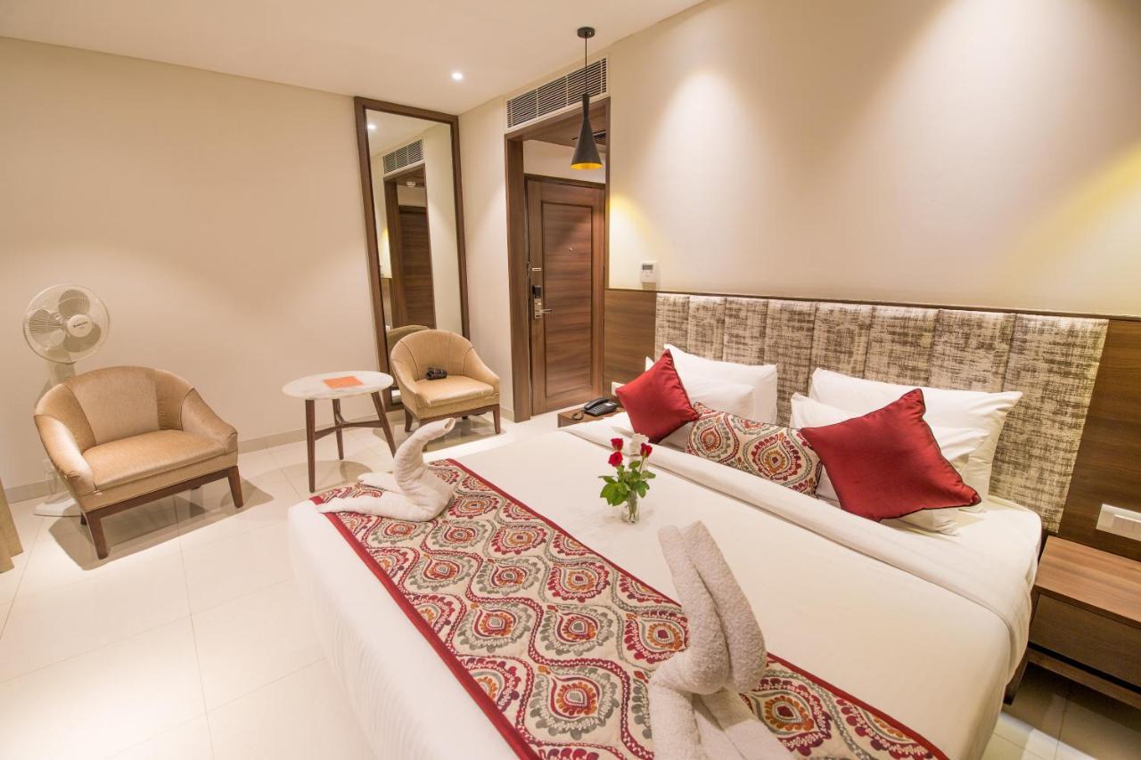 Hotel Sumaditya Jaipur Extérieur photo