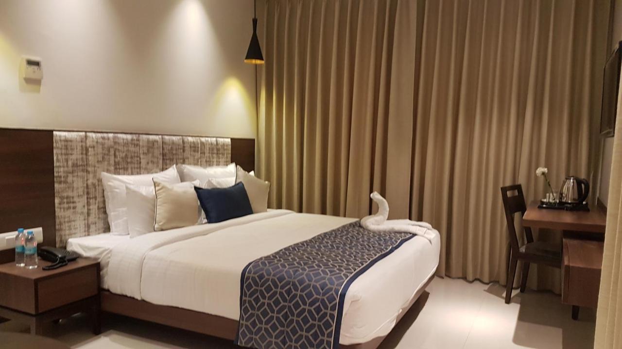 Hotel Sumaditya Jaipur Extérieur photo