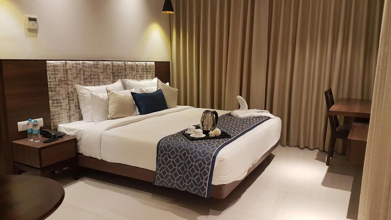 Hotel Sumaditya Jaipur Extérieur photo