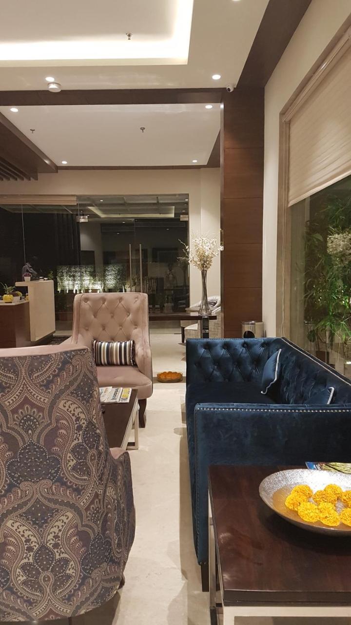 Hotel Sumaditya Jaipur Extérieur photo